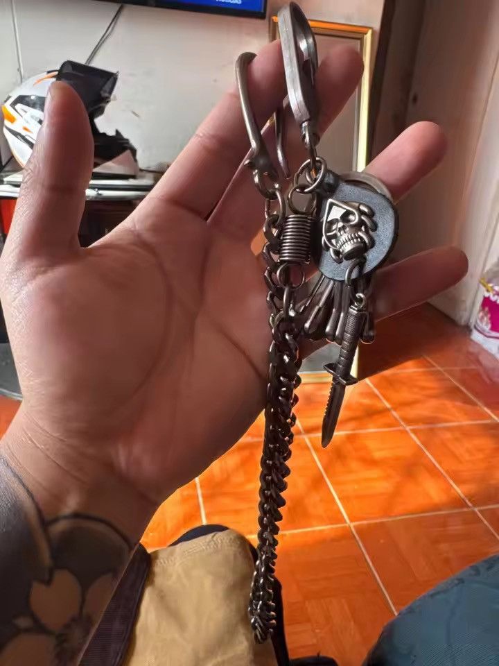Japanese Brand Vintage Keychain Jeans Chain Skull Dagger Belt Chain Size ONE SIZE - 4 Thumbnail