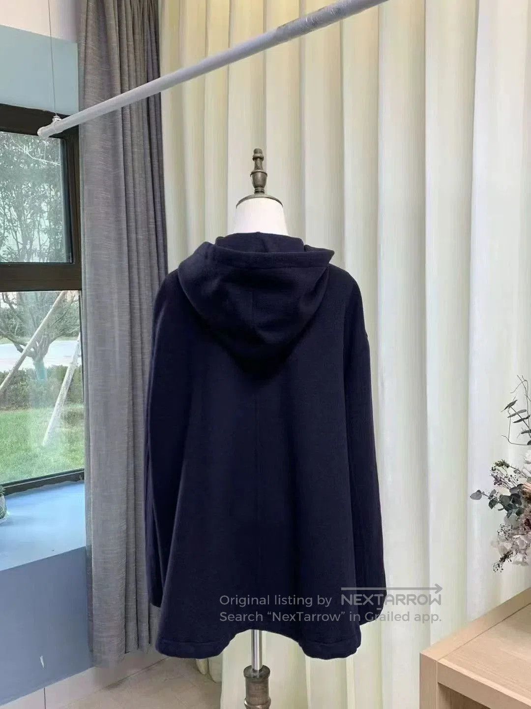 Valentino Valentino Cashmere Hooded Coat. Size US XS / EU 42 / 0 - 5 Thumbnail