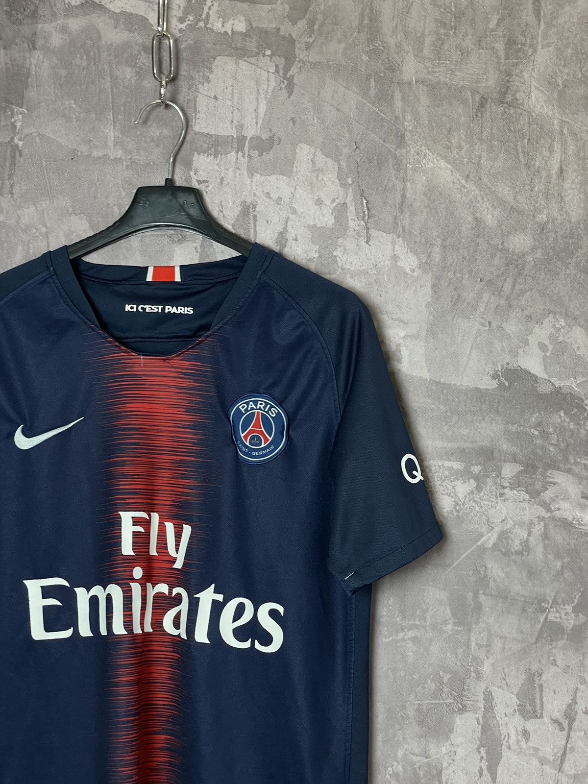Nike Nike PSG (Paris Saint Germain) 2018/2019 Home Jersey Size US S / EU 44-46 / 1 - 3 Thumbnail