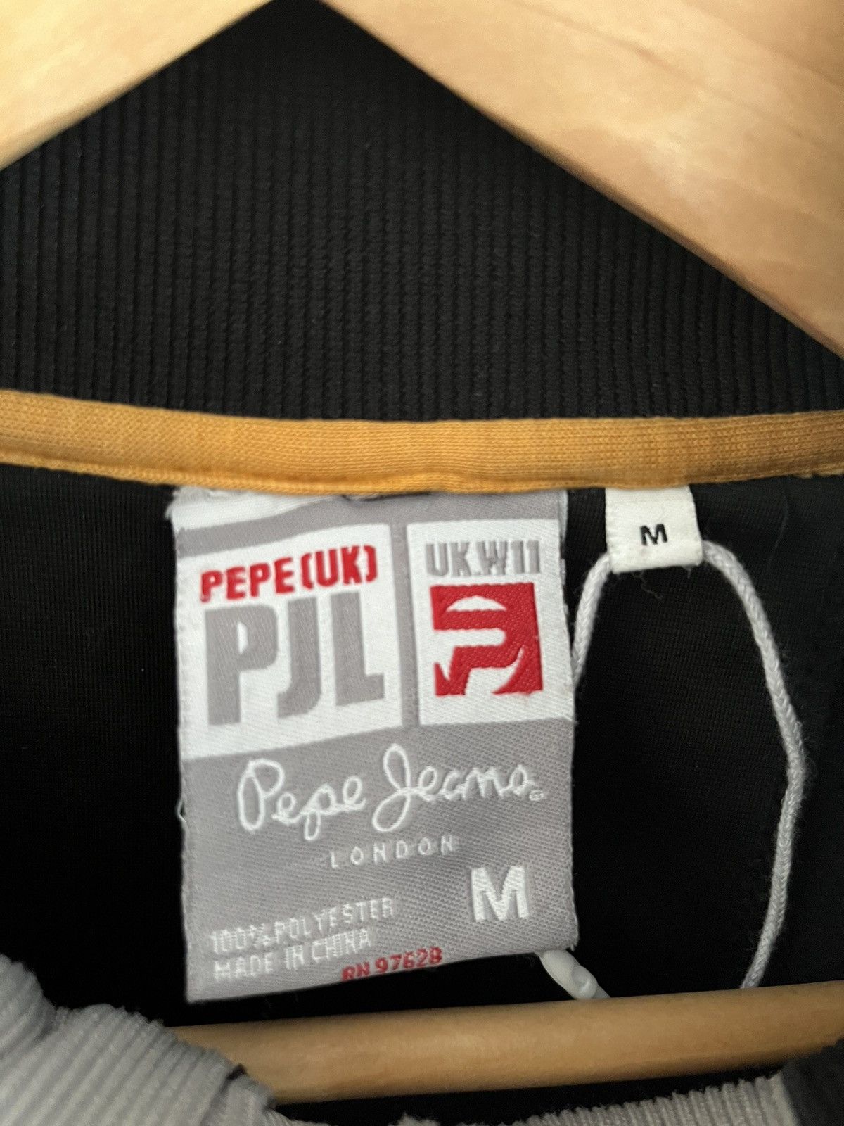 Japanese Brand × Pepe Jeans Y2K Pepe Jeans Zip SS JERSEY Japanese Style Size US M / EU 48-50 / 2 - 8 Thumbnail