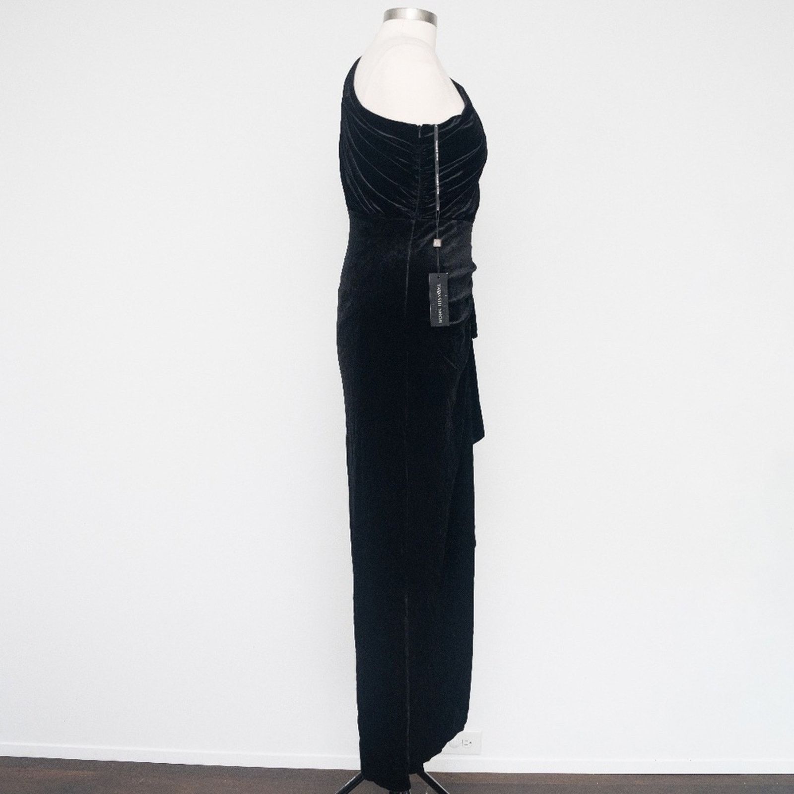 Tadashi Shoji Tadashi Shoji. Velvet Draped One-Shoulder Gown. Size L / US 10 / IT 46 - 4 Thumbnail