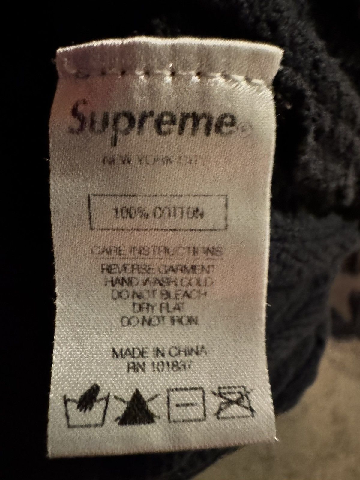 Supreme Ss19 textured pattern sweater Size US XL / EU 56 / 4 - 4 Thumbnail