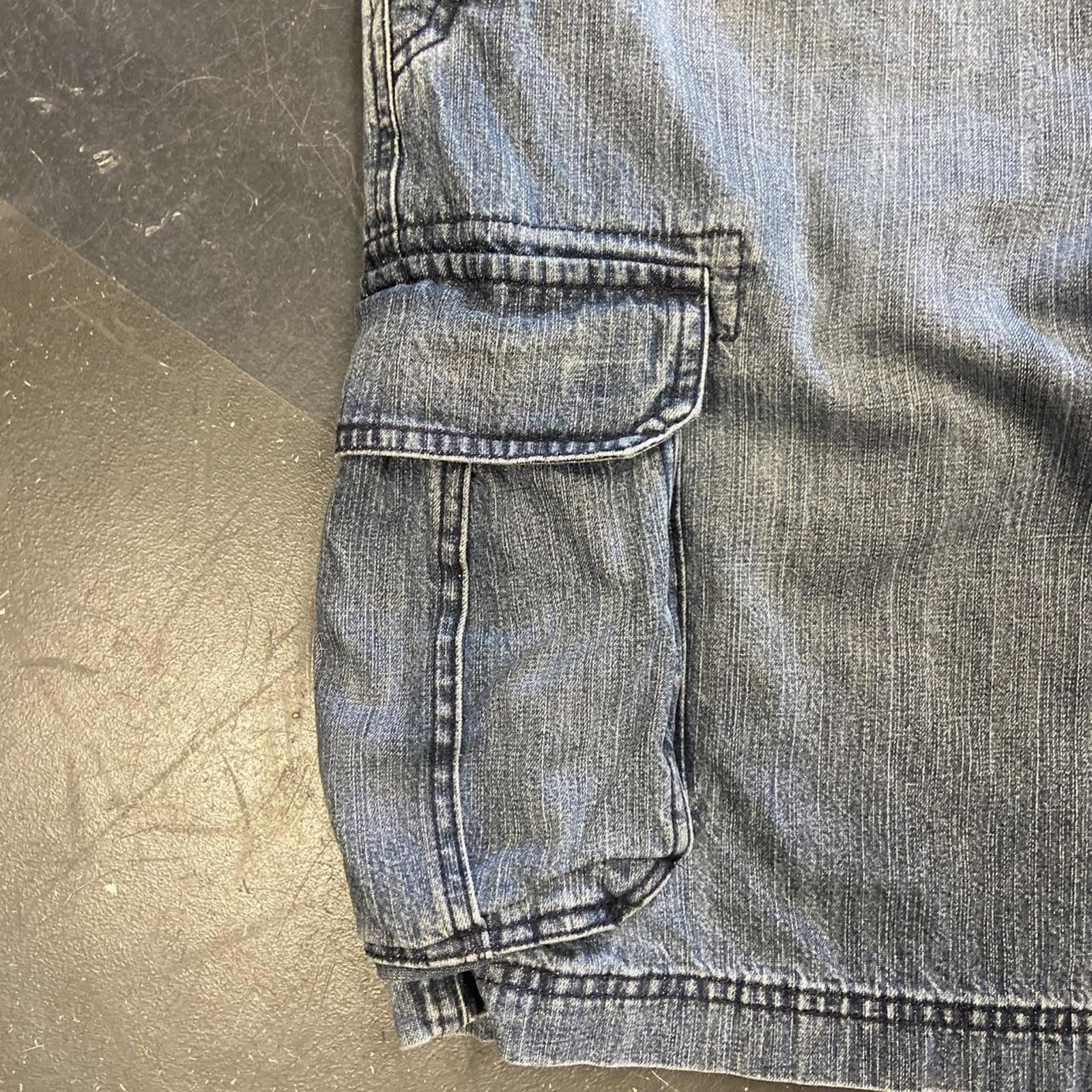 St. Johns Bay × Vintage Vintage 90s Baggy Dark Wash St Johns Bay Cargo Jorts Size US 40 / EU 56 - 4 Thumbnail
