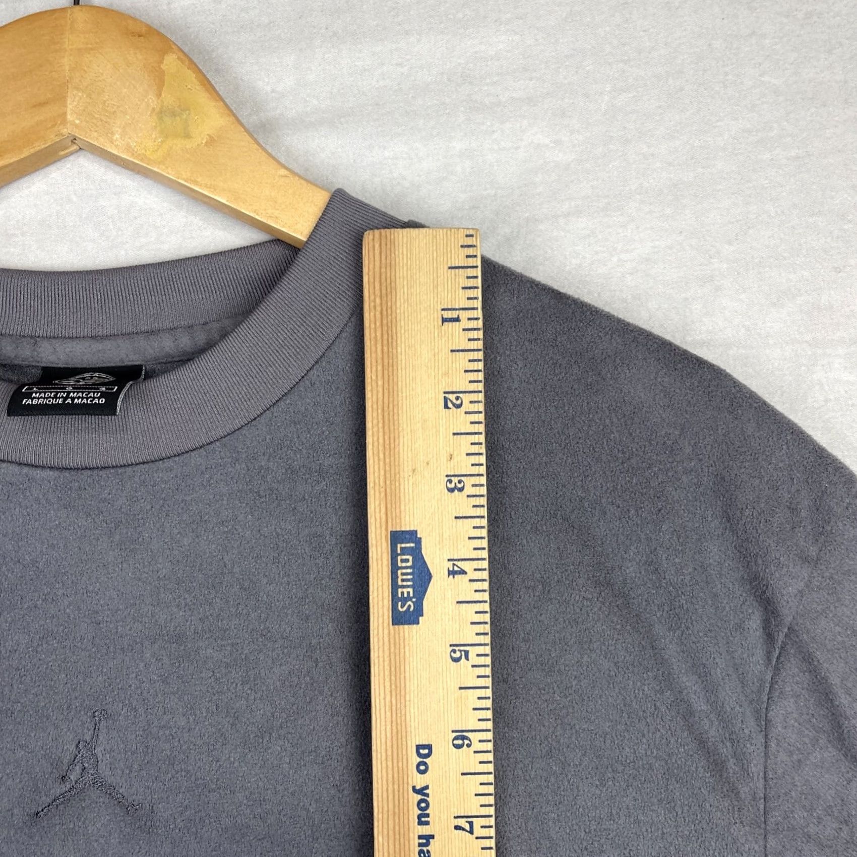 Jordan Brand VINTAGE Jordan Shirt Mens Large Gray Jumpman 20th Anniversary Microfiber Tee Y2K Size US L / EU 52-54 / 3 - 5 Thumbnail