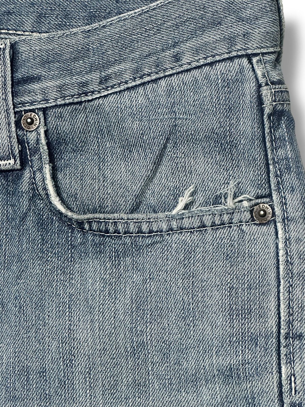 Edwin Edwin 403 Vintage With Distressed Straight Leg & Faded Wash Size US 30 / EU 46 - 6 Thumbnail