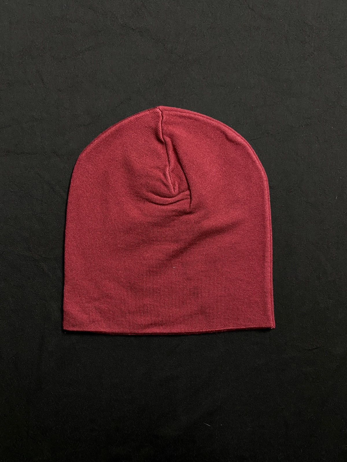 Japanese Brand Deadstock Angel Skully Graphic No Cuff Knit Red Beanie OS Size ONE SIZE - 4 Thumbnail