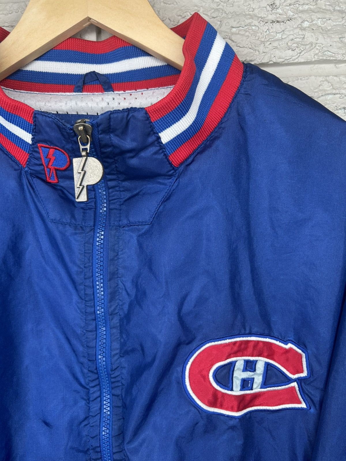 Pro Player Vintage 90s Pro Player Montreal Canadians Nylon Jacket Size US XL / EU 56 / 4 - 5 Thumbnail