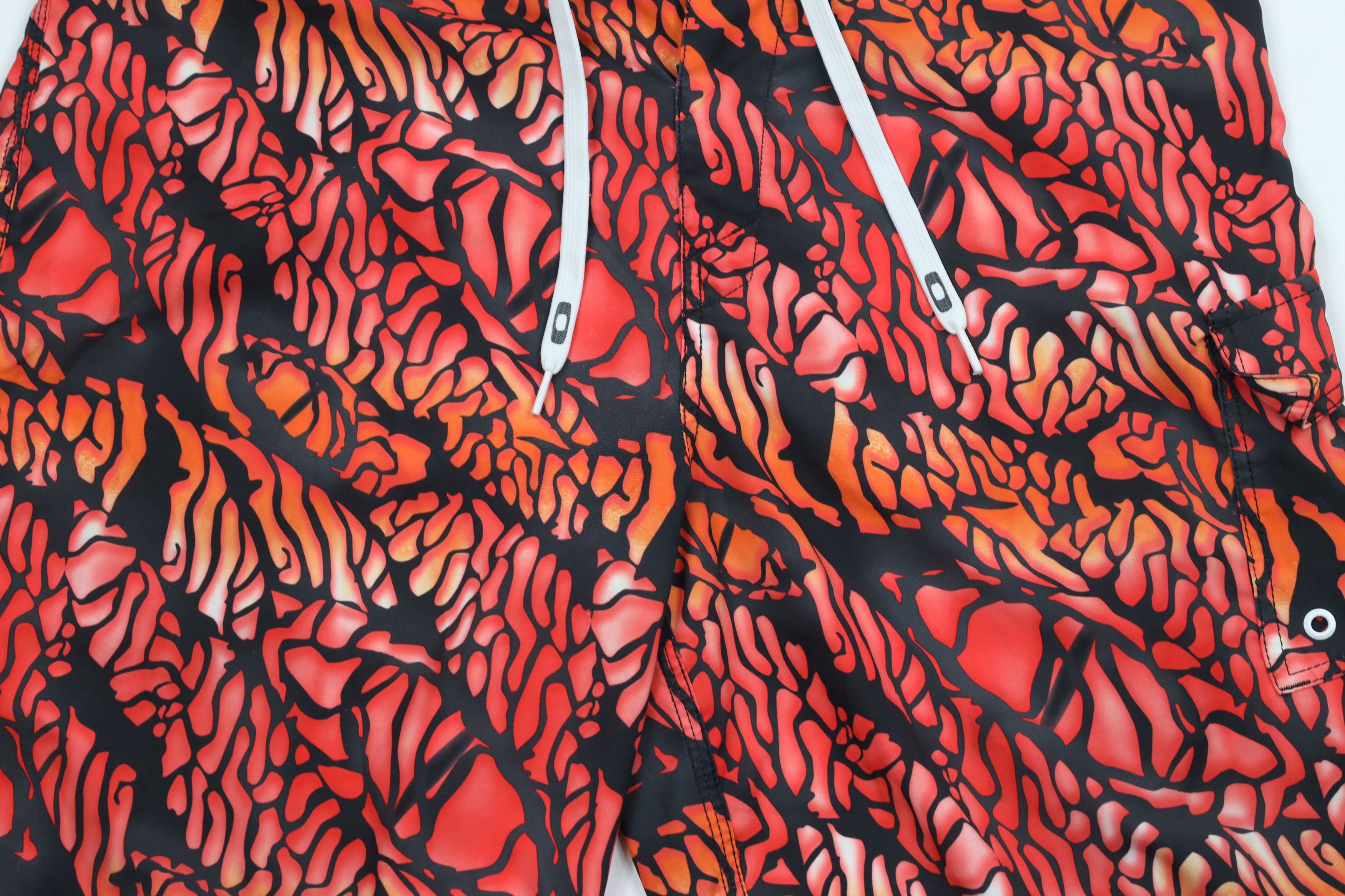 Oakley × Vintage Vintage Oakley Logo Abstract Hybrid Board Shorts Swim Trunks Size US 38 / EU 54 - 3 Thumbnail