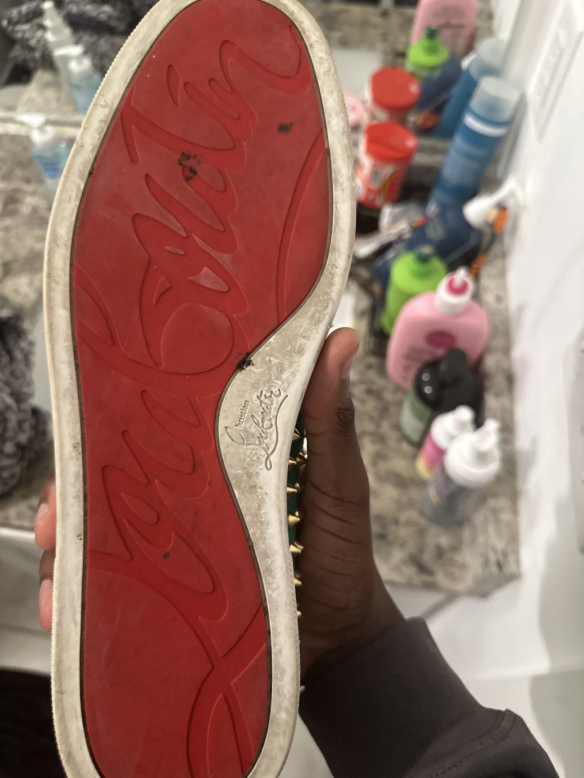 Christian Louboutin Christian Louboutin Lowtop redbottoms Size US 10.5 / EU 43-44 - 8 Thumbnail