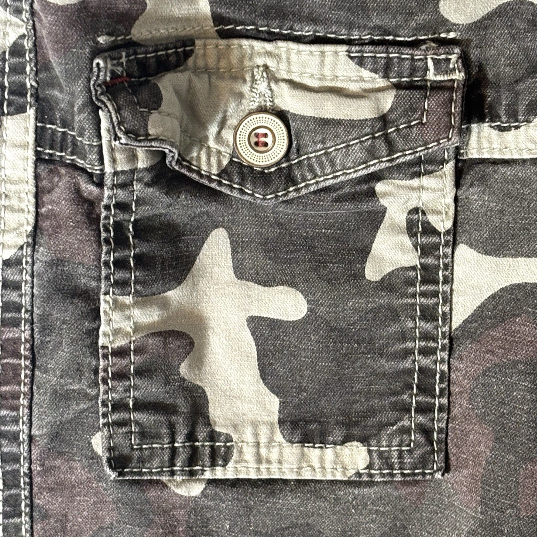 Anthropologie Anthropologie The Wanderer Camo Pants Women's 31 Cargo Straight Inseam 27 Fall Seasonal Stretch Denim Cotton Elastane Regular Color Green Pants Size 24" / US 00 / IT 34 - 4 Thumbnail