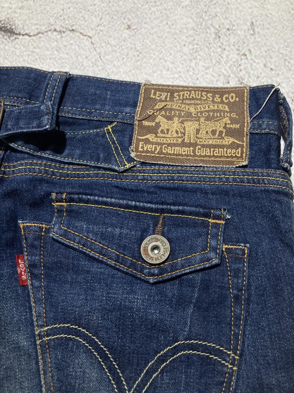 Levi's Vintage Clothing Vintage Levis Buckleback Bootcut Clawmark Flared Jeans Pants Size US 30 / EU 46 - 21 Thumbnail