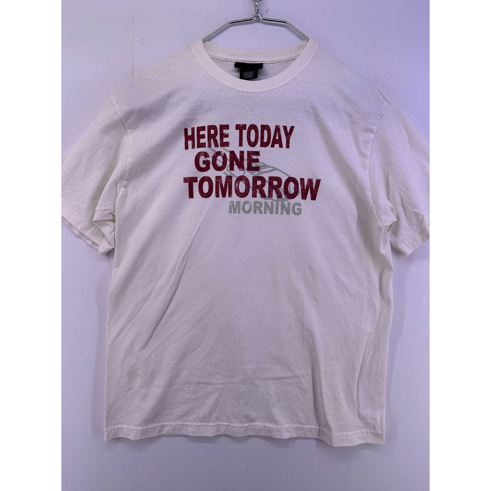 & Other Stories Here Today Gone Tomorrow No Boundaries Tshirt Size M Size US M / EU 48-50 / 2 - 3 Thumbnail