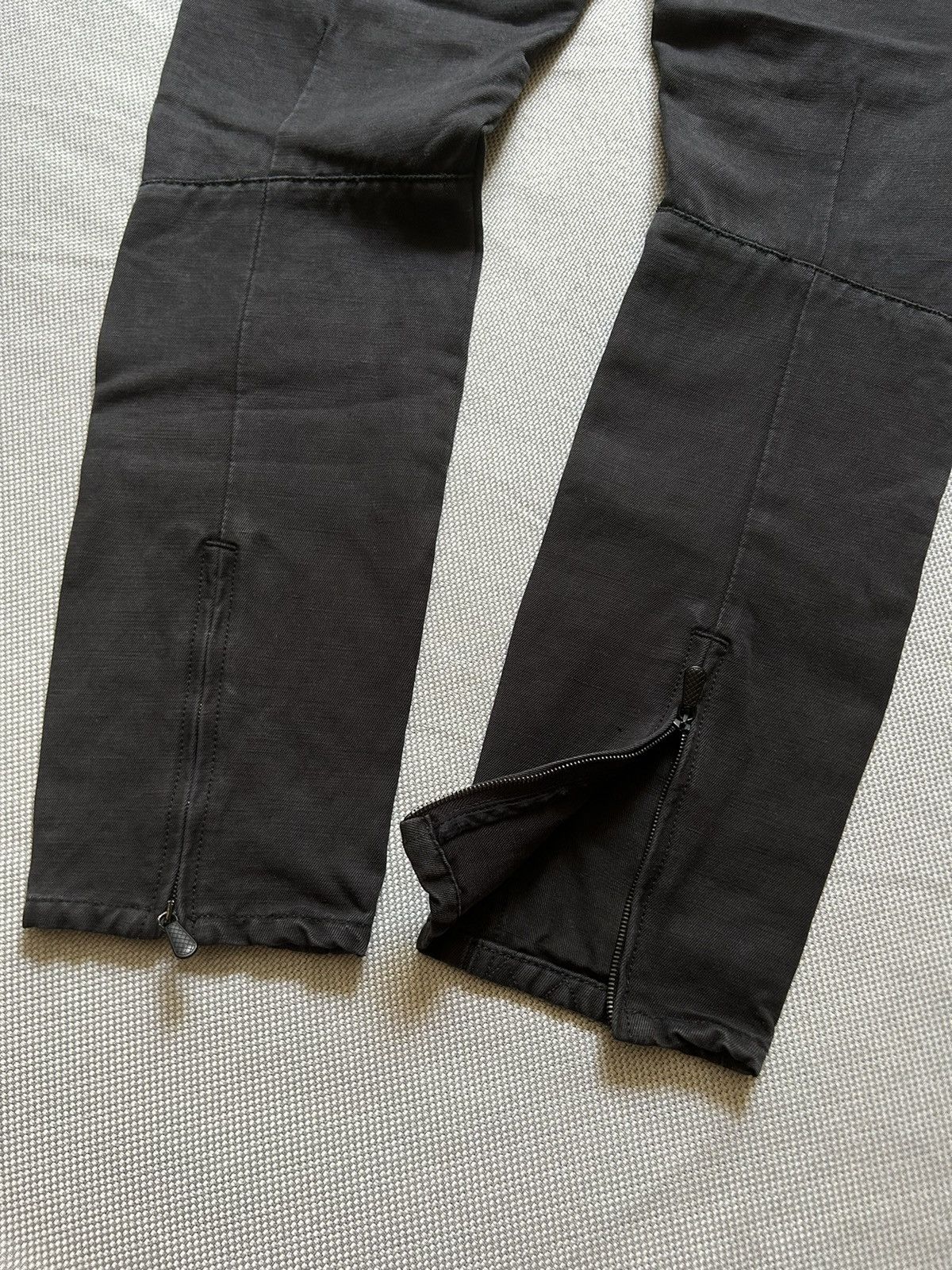 Bottega Veneta Bottega Veneta black zip pants slim Size US 30 / EU 46 - 8 Thumbnail