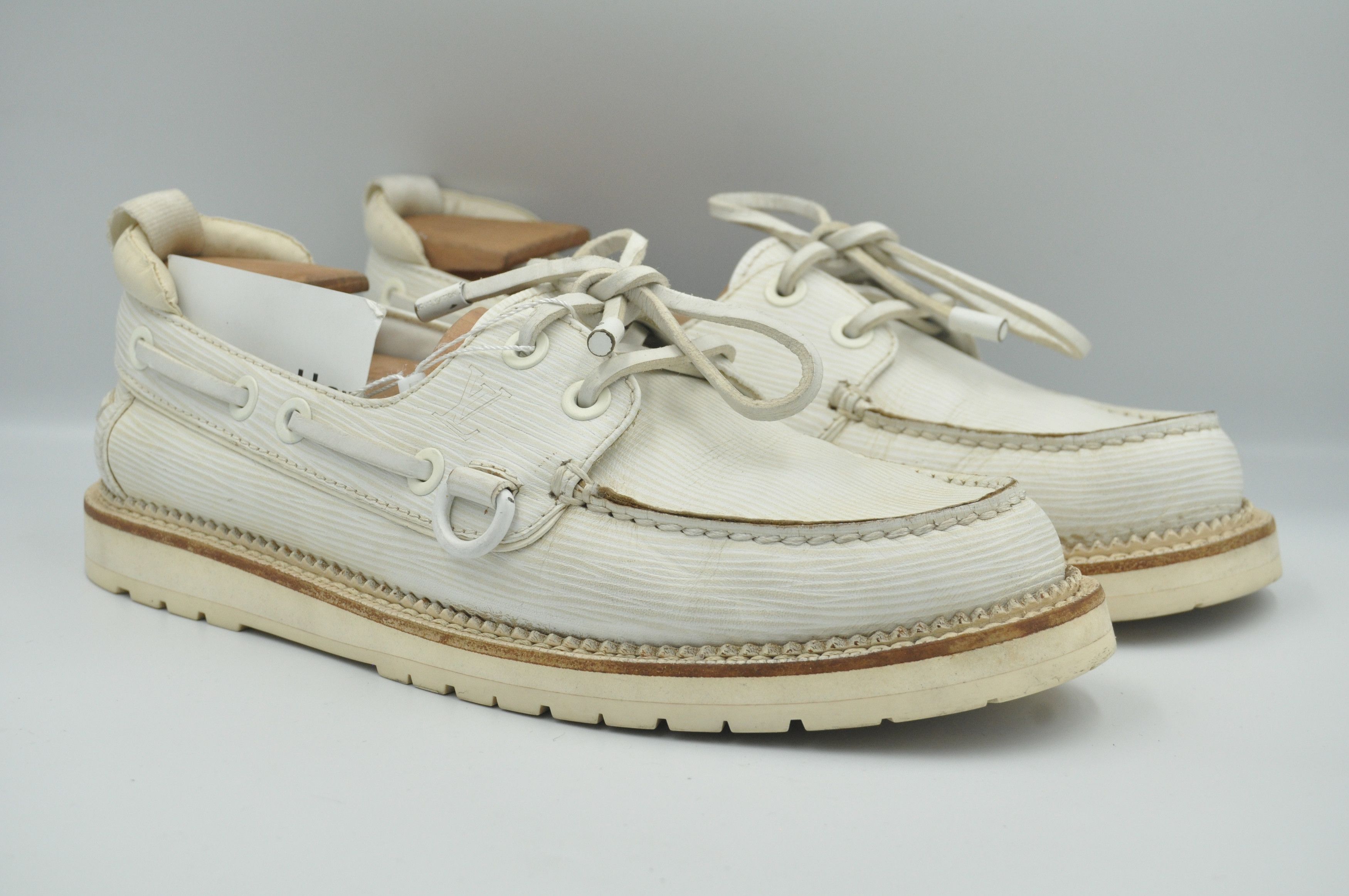image of Louis Vuitton - S/s 13 - Epi Boat Shoes in White, Men's (Size 9)