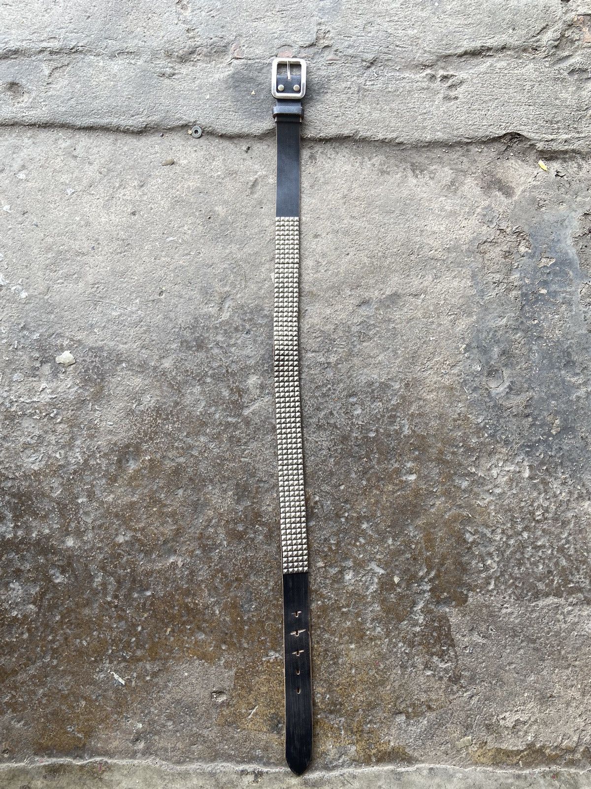 Genuine Leather Vintage genuine Leather Studded Belt (size30-34) Size ONE SIZE - 4 Thumbnail