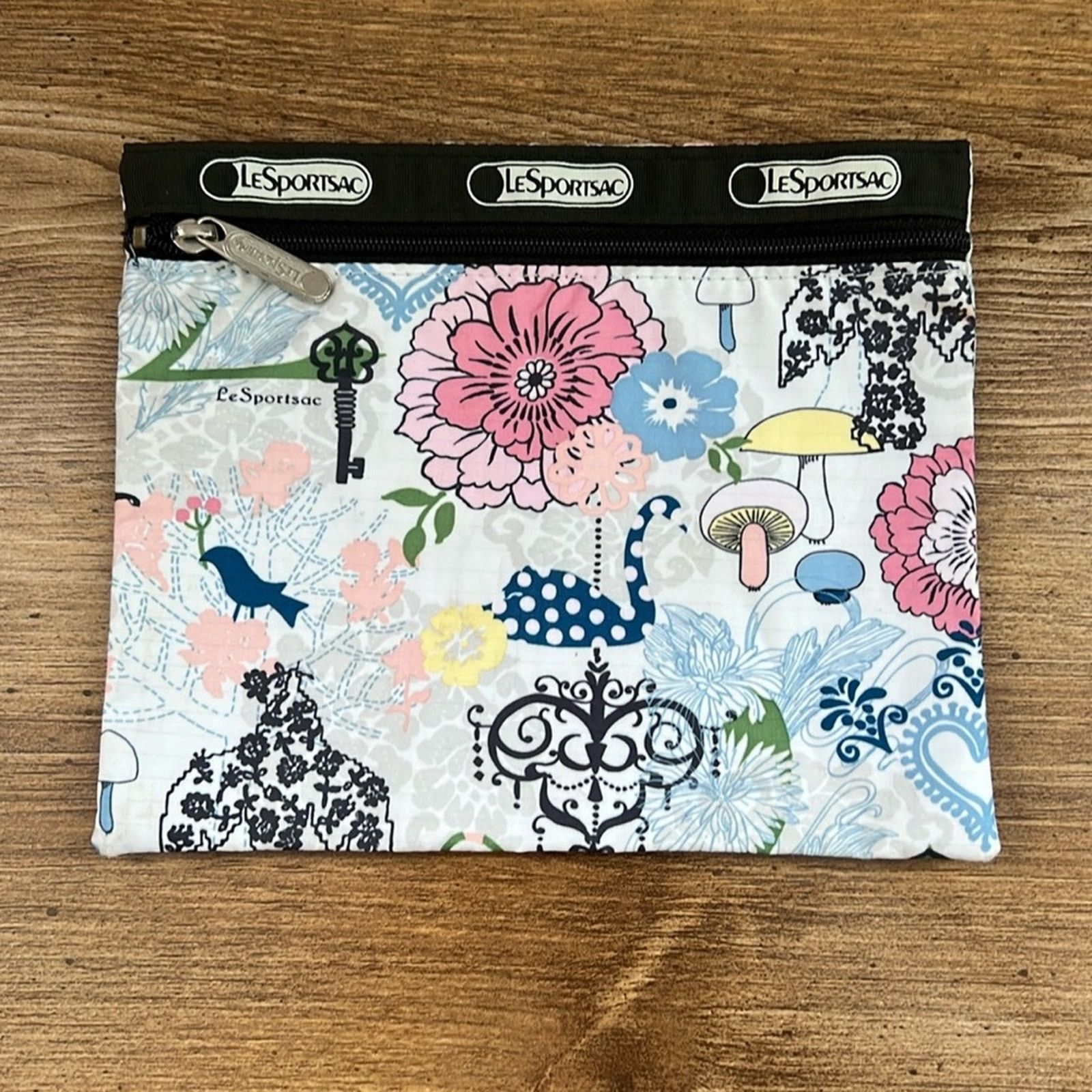 LeSportsac LeSportSac Pouch Birds and Mushrooms Print Size ONE SIZE - 1 Thumbnail