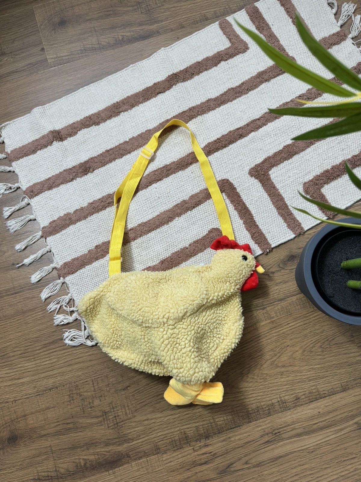 Vintage VINTAGE HUMOR CHICKEN CROSSBODY SLING BAG Size ONE SIZE - 4 Thumbnail