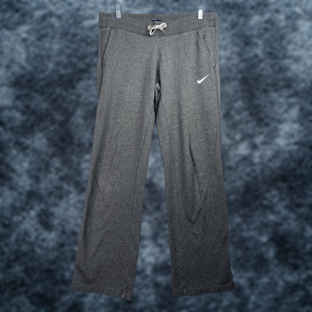 Nike Nike Sweatpants Women M Gray Fleece Pocketed Elastic Waist Lounge Pants Size 32" / US 10 / IT 46 - 1 Thumbnail