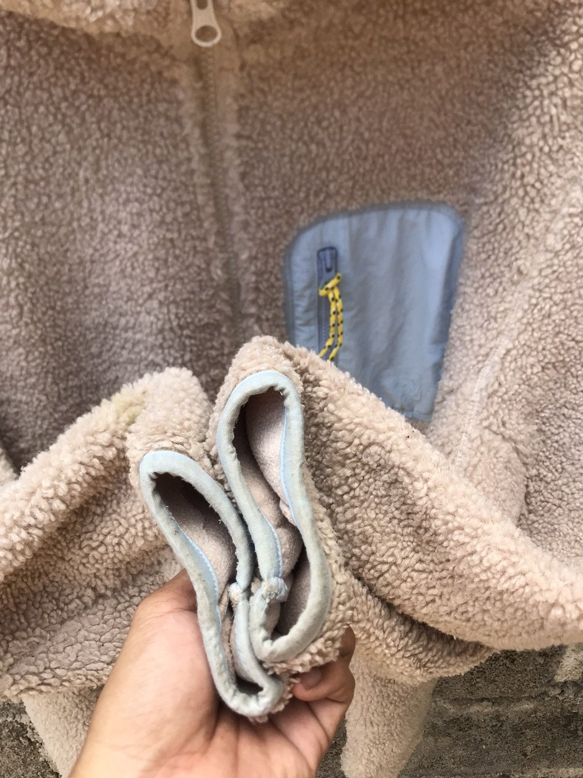 JW Anderson × Uniqlo 🔥JW.Anderson Uniqlo Hooded Deep Pile Fleece Sweater- L Size US L / EU 52-54 / 3 - 4 Thumbnail
