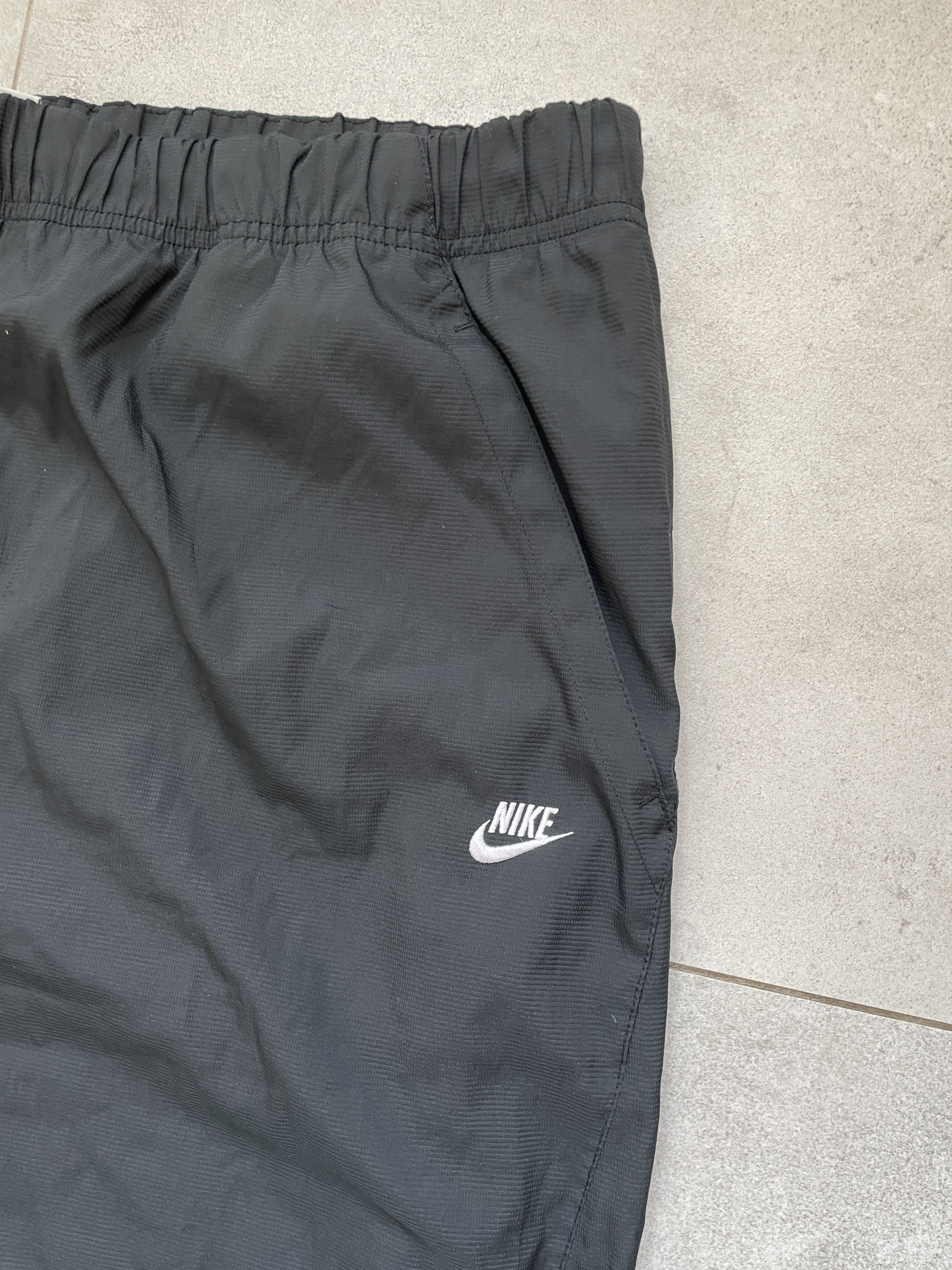Nike Y2K NIKE BLACK BLOKECORE SPORTSWEAR TRACKPANTS Size US 36 / EU 52 - 2 Thumbnail