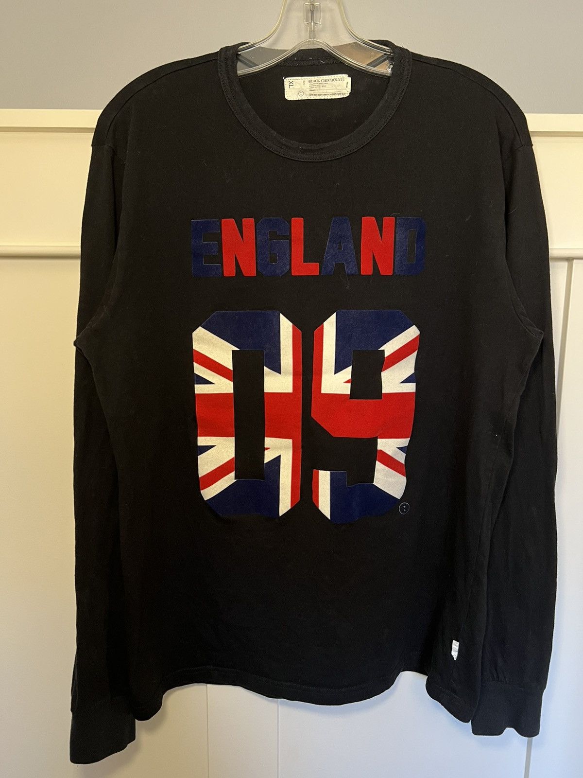CHOCOOLATE Chocolate brand velvet UK flag number longsleeve shirt Size US XL / EU 56 / 4 - 1 Thumbnail