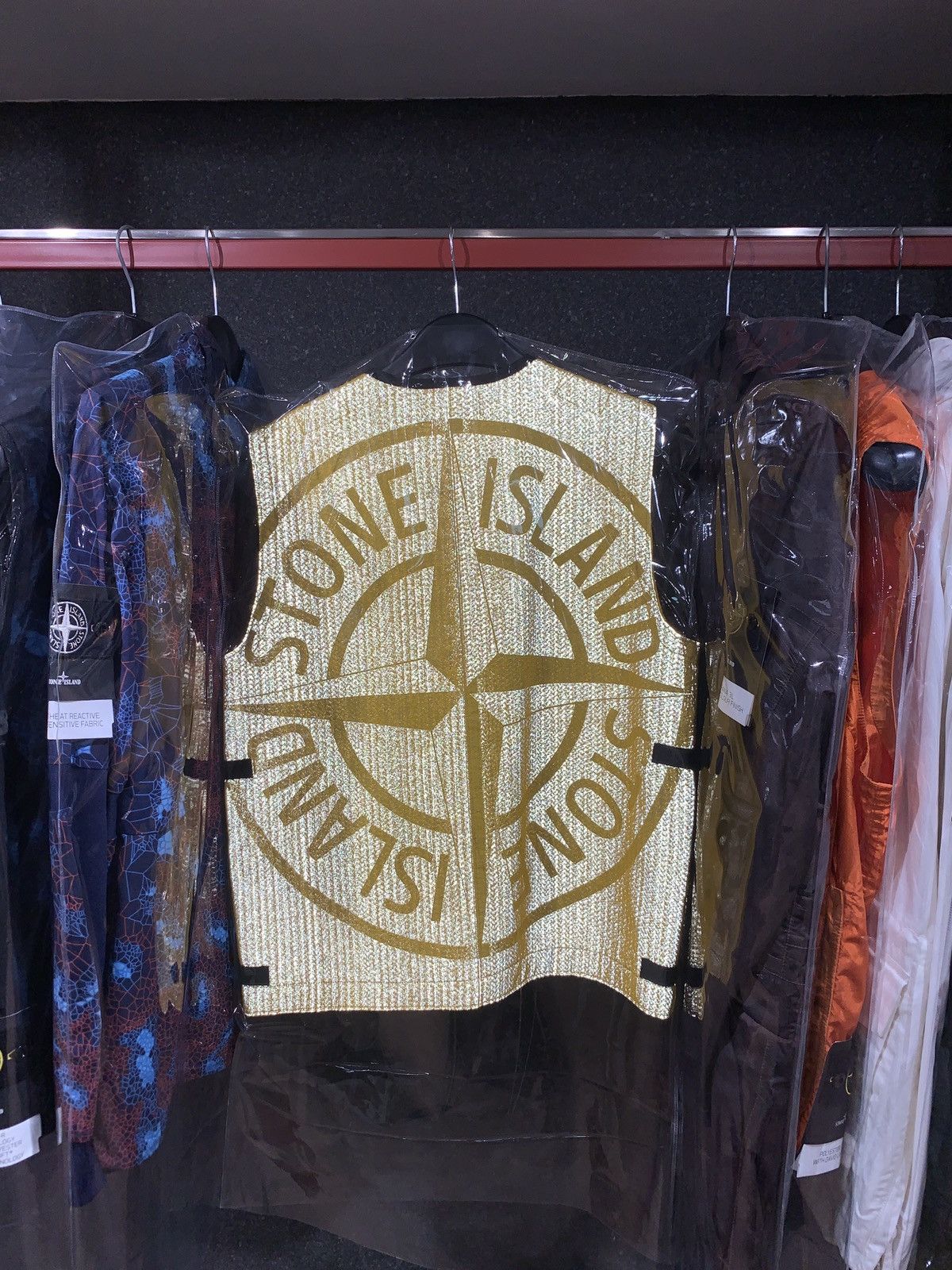 Stone Island Stone island needle punches reflective vest Size US M / EU 48-50 / 2 - 1 Thumbnail