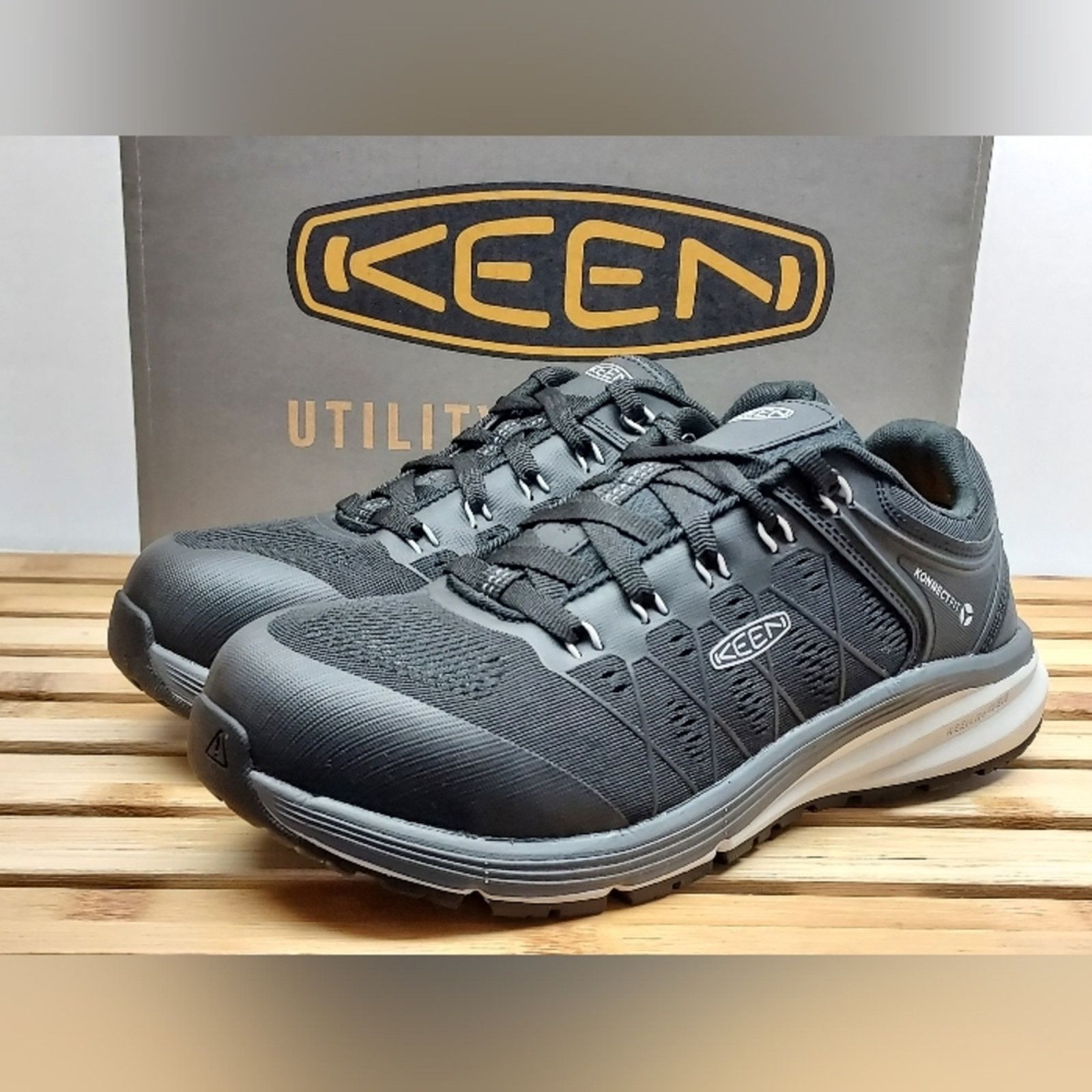 KEEN KEEN Mens Vapor/Black Vista Energy Work Shoes SZ 8.5EE Wide Size US 8.5 / EU 41-42 - 1 Thumbnail