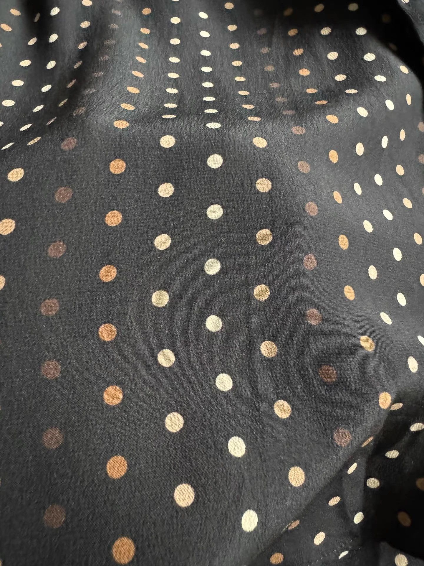 Saint Laurent Paris Saint Laurent Polka Dot Silk Shirt Ｑ23 Size US L / EU 52-54 / 3 - 4 Thumbnail
