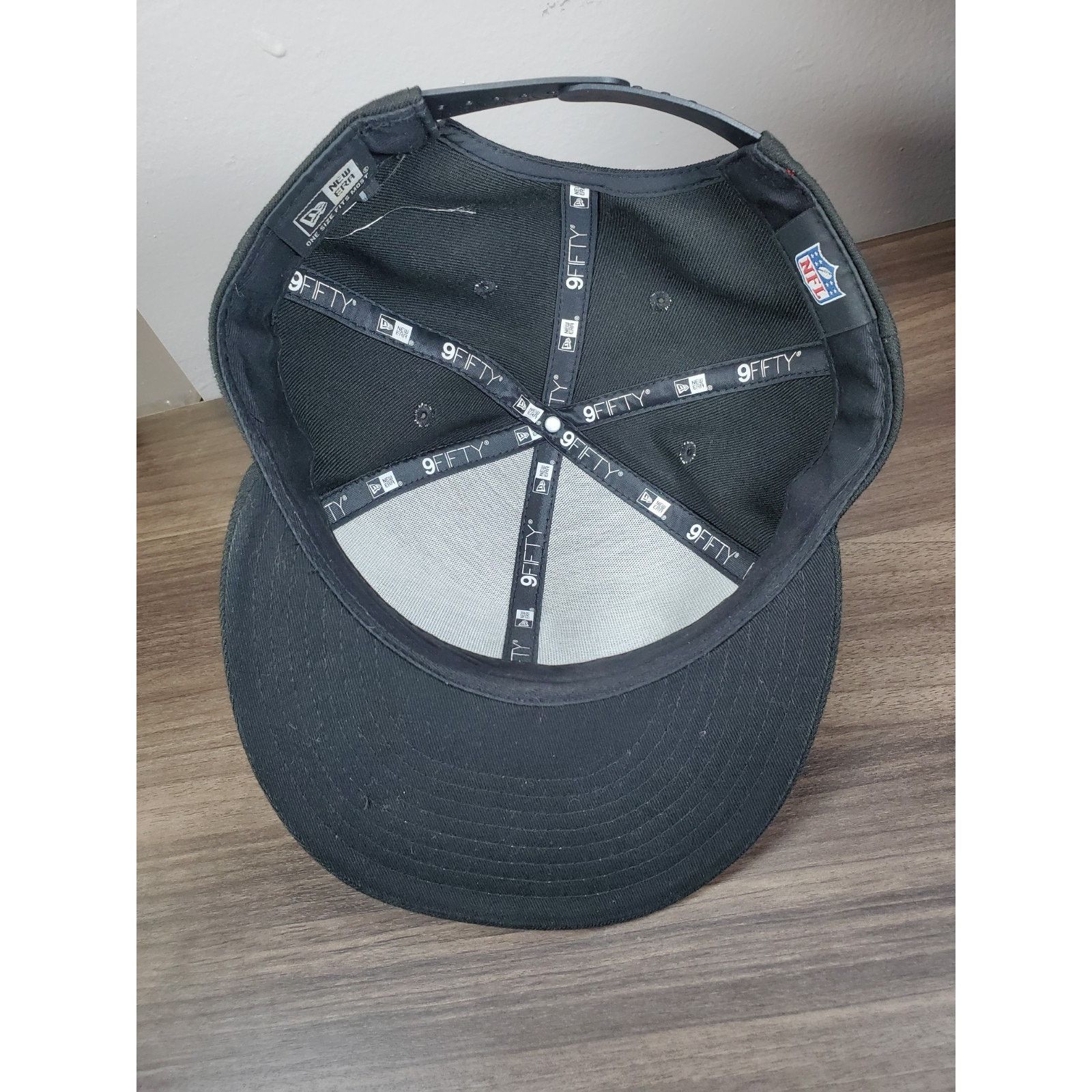 NFL × New Era Kansas City Chiefs Black & Red 9Fifty Snapback Hat Cap Size ONE SIZE - 10 Thumbnail