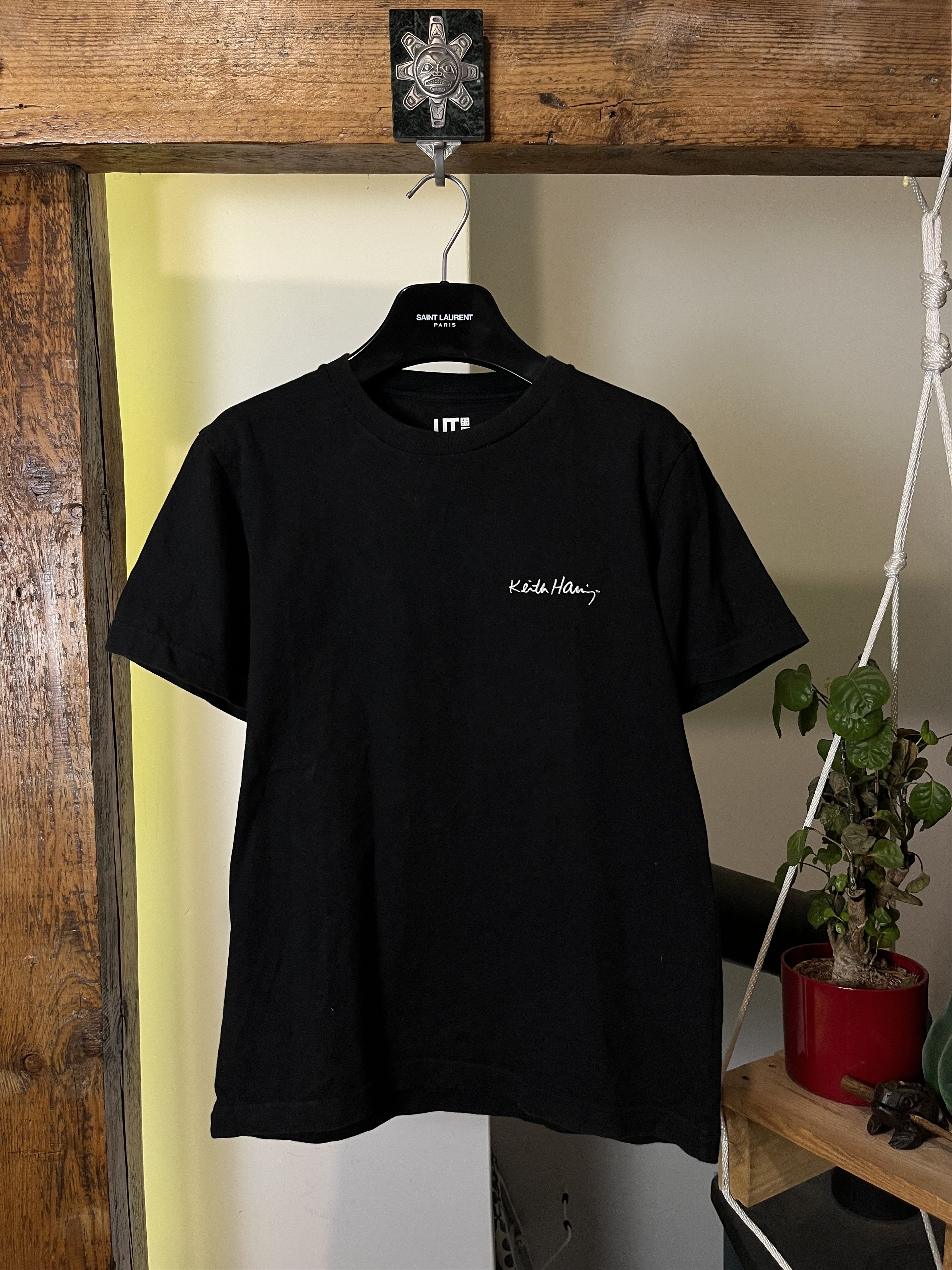 Japanese Brand × Keith Haring Keith Haring x Uniqlo Tokyo Japan Big Logo Size US XS / EU 42 / 0 - 2 Thumbnail