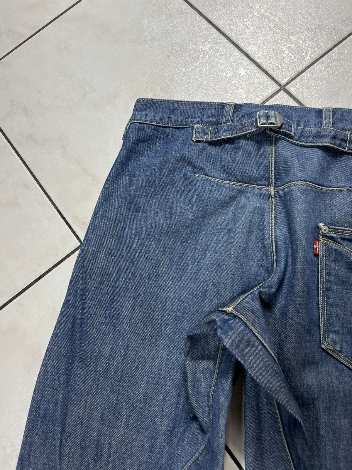 Levi's Vintage Levi’s engineered jeans baggy y2k buckle back 10th Size US 30 / EU 46 - 15 Thumbnail