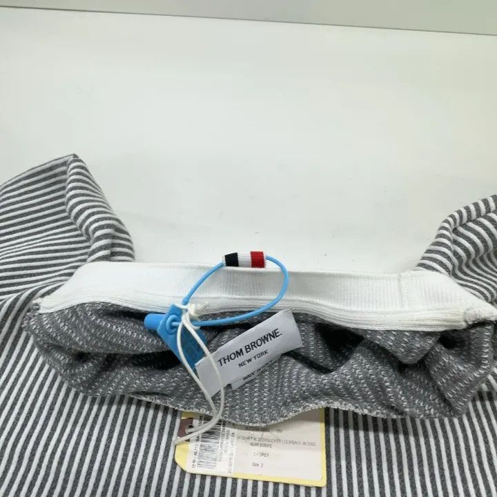 Thom Browne Thom Browne Classic Striped Crewneck Sweatshirt -2507 Size US M / EU 48-50 / 2 - 5 Thumbnail