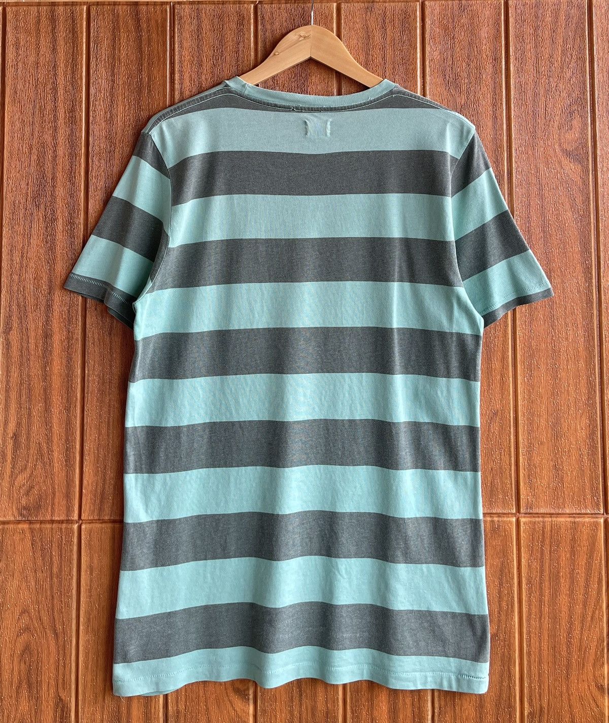 M.Nii Vintage’y2k🔥M.NII🔥Striped Plain Pocket Faded Tshirt Usa Size US M / EU 48-50 / 2 - 2 Thumbnail