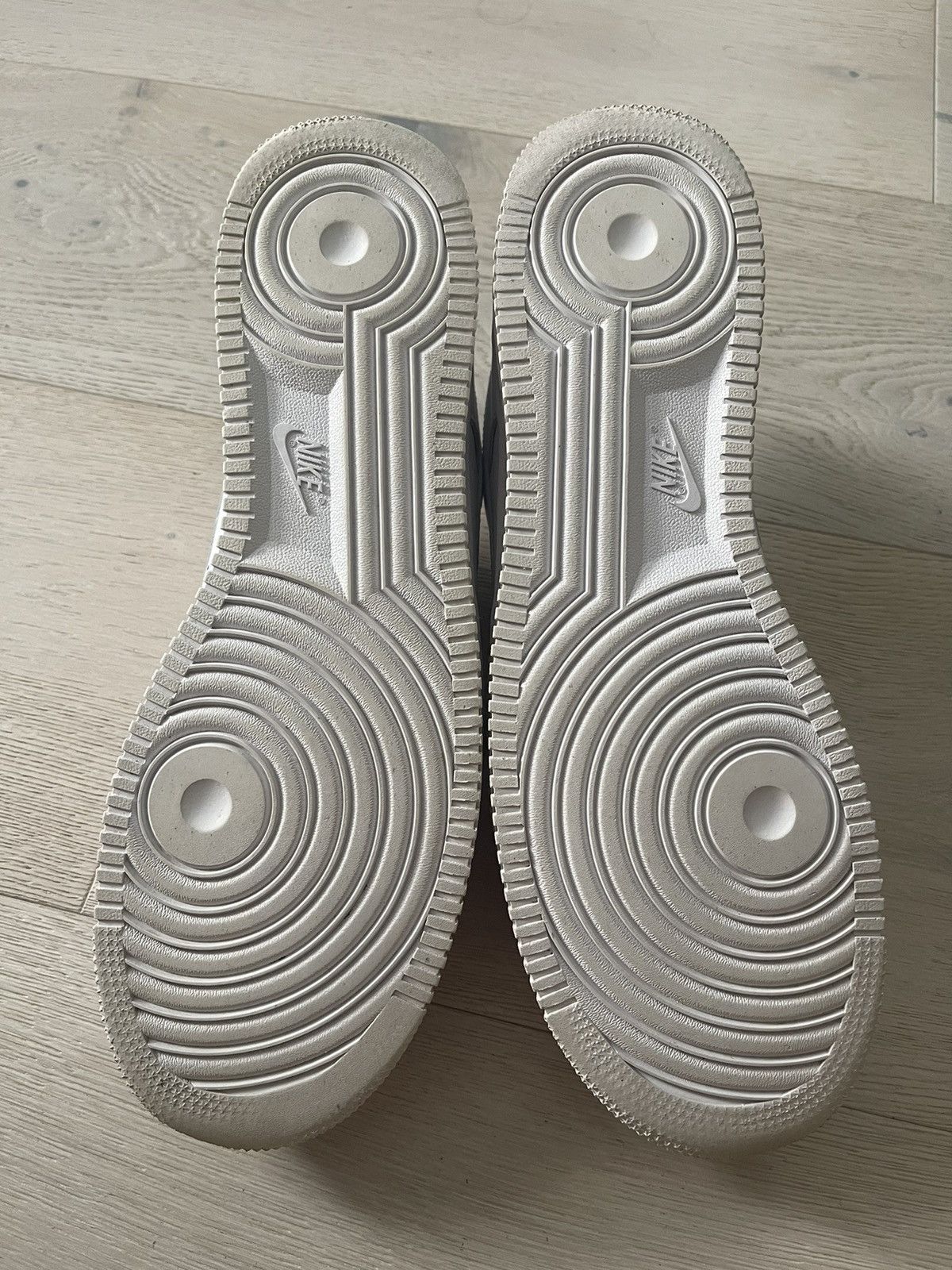 Nike Size 15 Nike AF 1 White Low - Used Size US 15 / EU 48 - 7 Thumbnail