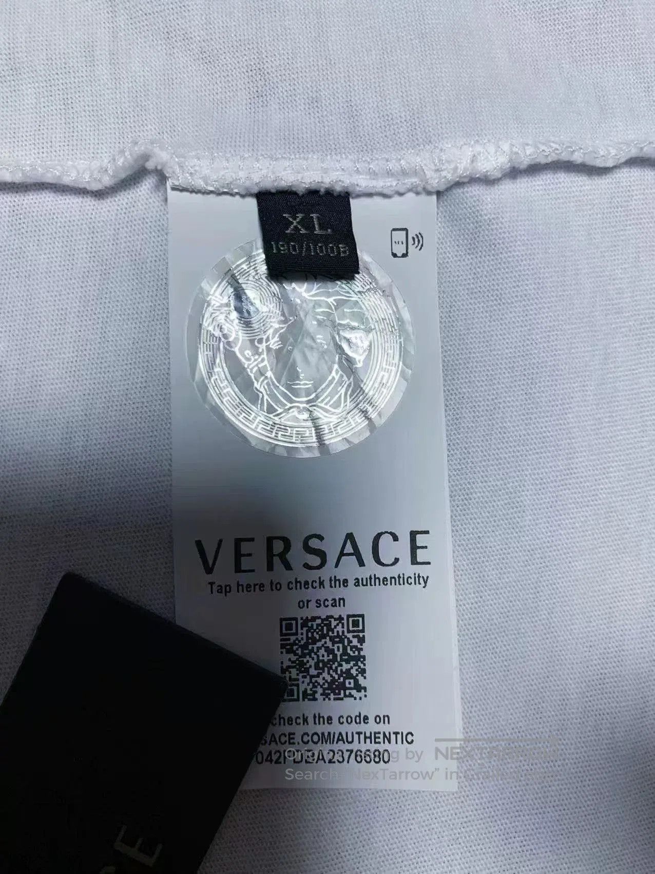 Japanese Brand Versace Men's Short Sleeve T-shirt Medusa. Size US XL / EU 56 / 4 - 5 Thumbnail
