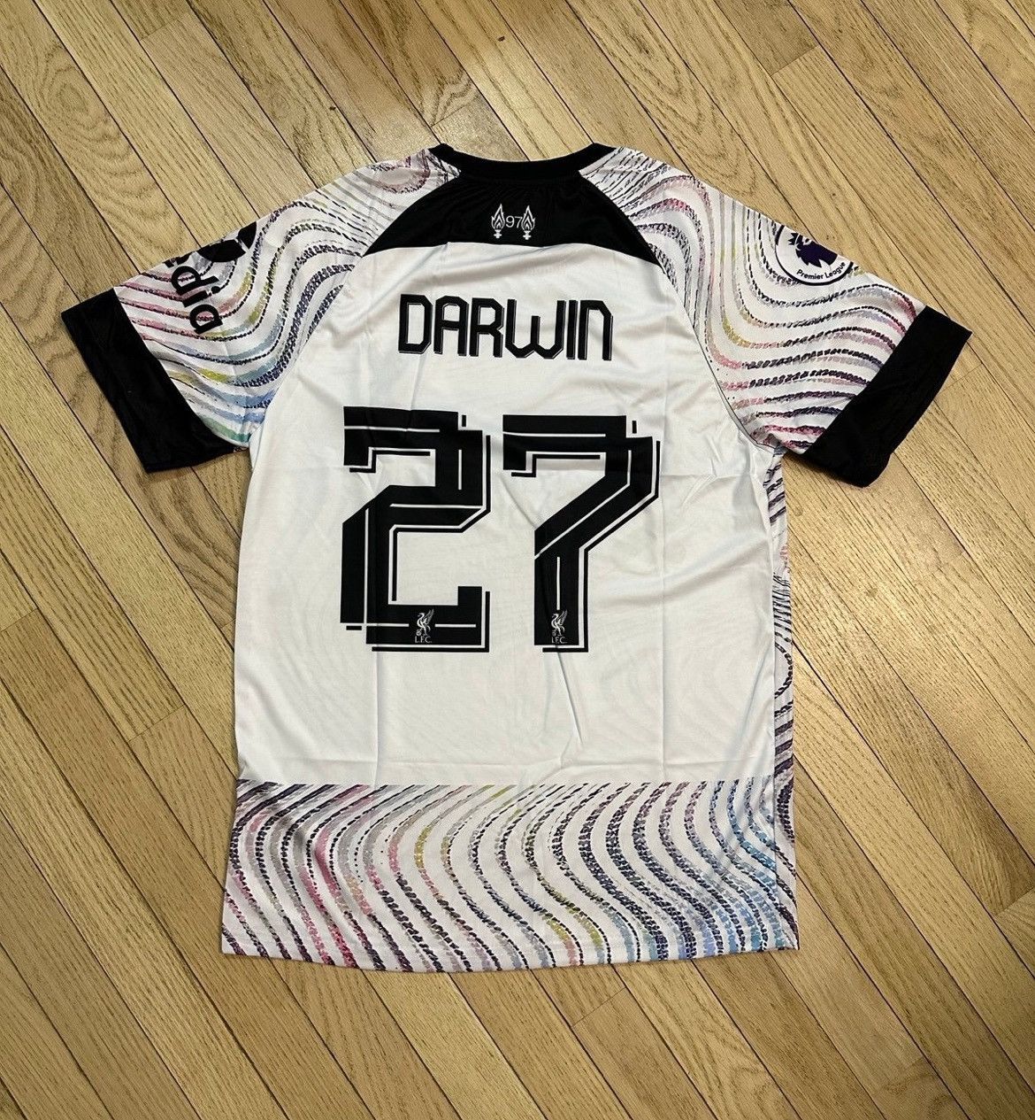 Nike Darwin Nunez Liverpool FC Jersey Size US S / EU 44-46 / 1 - 2 Thumbnail