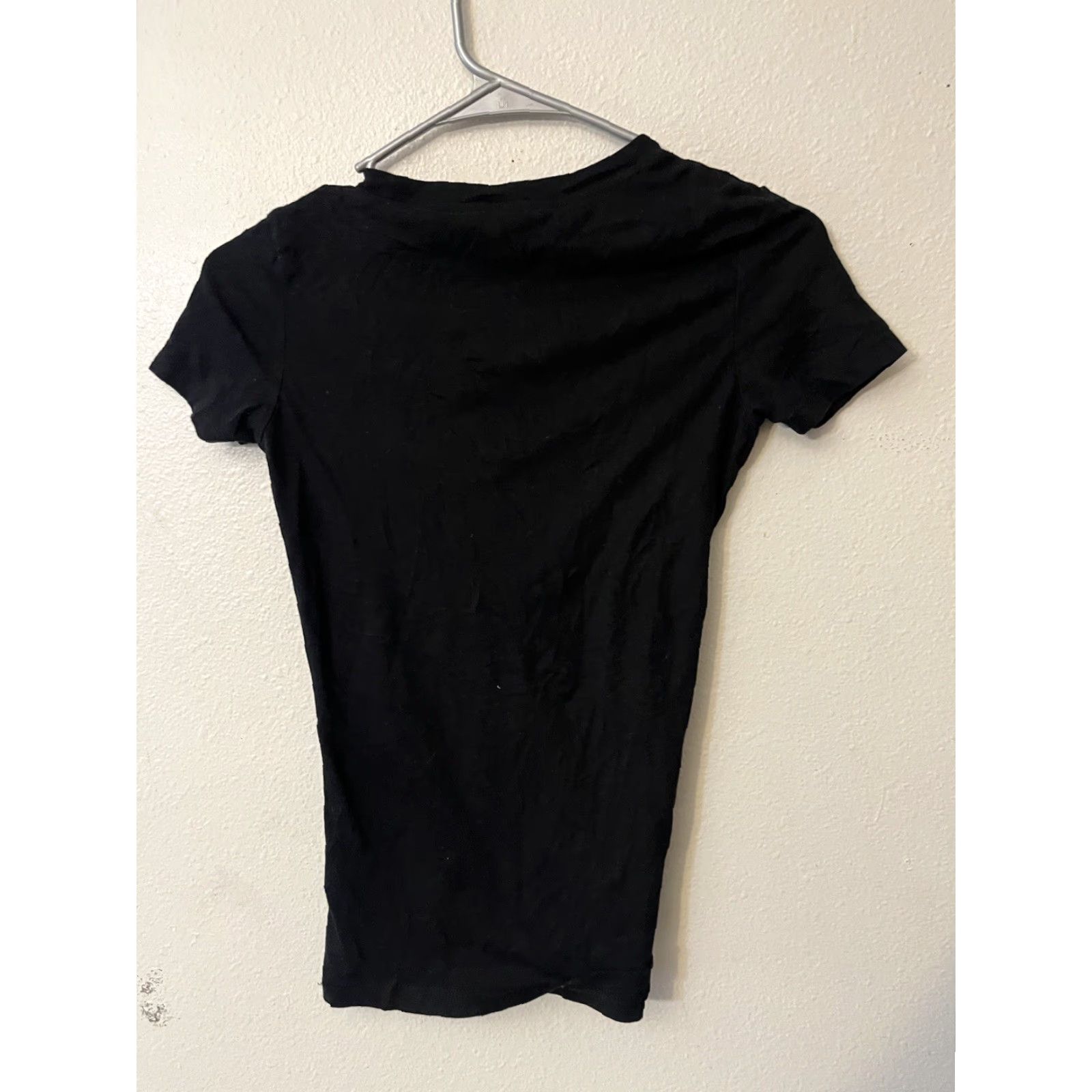 Vintage AeroPostale Womens XS Classic Crew T-Shirt Black Floral Logo T Shirt Size XS / US 0-2 / IT 36-38 - 3 Thumbnail