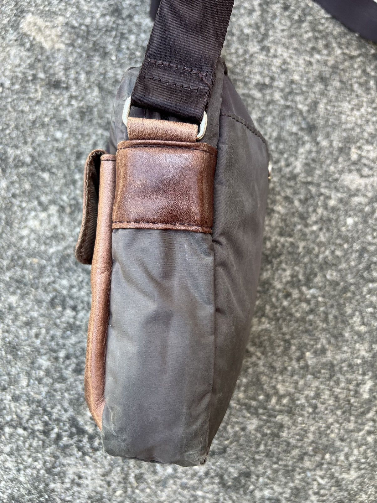 Vintage × Yohji Yamamoto Vintage Yohji Yamamoto Y’saccs Hybrid Patina Leather Wax Bag Size ONE SIZE - 11 Thumbnail