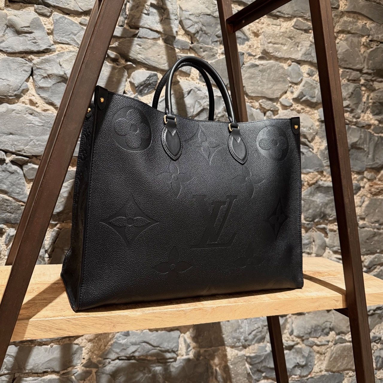 Louis Vuitton Louis Vuitton OnTheGo GM Black Empreinte Giant Tote Bag Size ONE SIZE - 2 Thumbnail