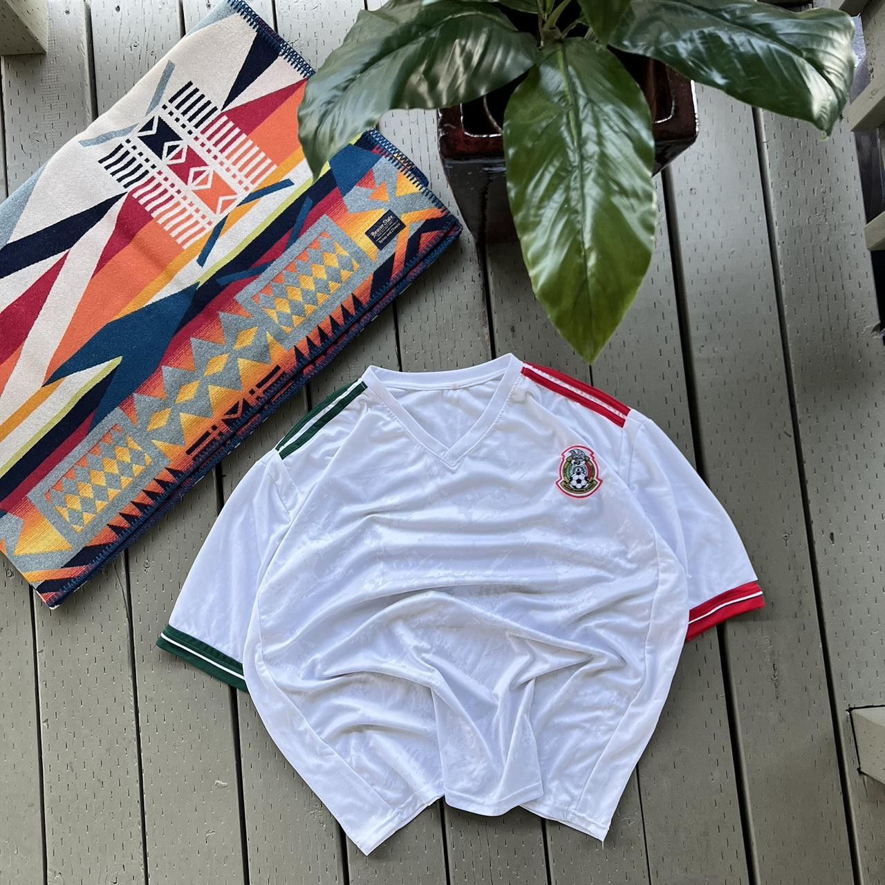 Vintage Vintage Mexico Soccer Size US XL / EU 56 / 4 - 4 Thumbnail
