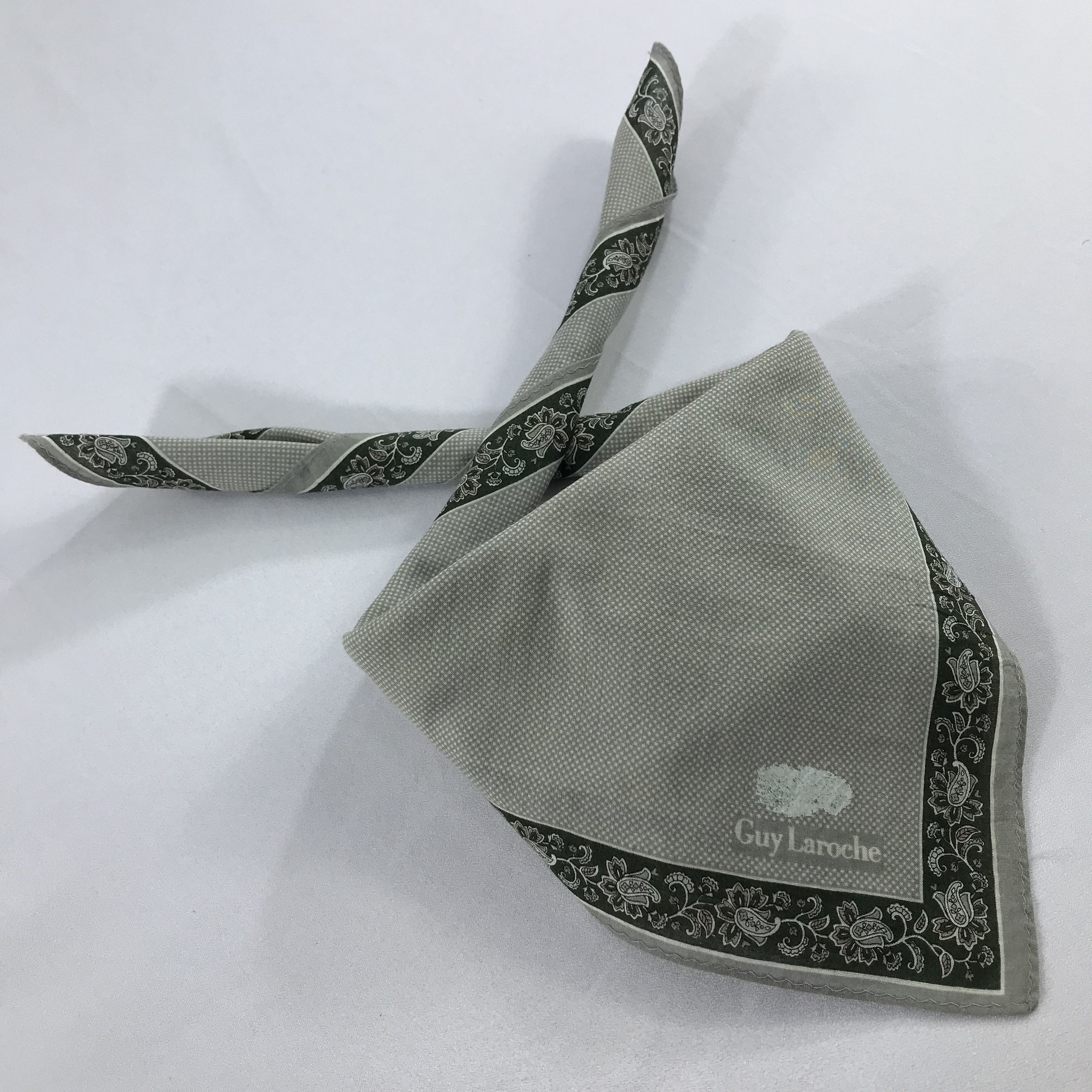 Guy Laroche × Vintage Guy Laroche Bandana / Handkerchief / Neckerchief - S2056 Size ONE SIZE - 4 Thumbnail