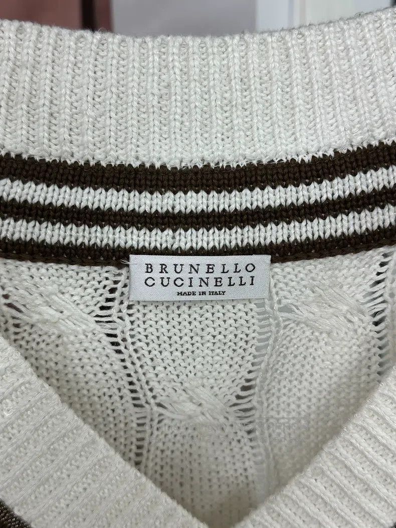 Brunello Cucinelli Brunello Cucinelli White Sequin V-Neck Knit Top Sweater Lo Size L / US 10 / IT 46 - 3 Thumbnail