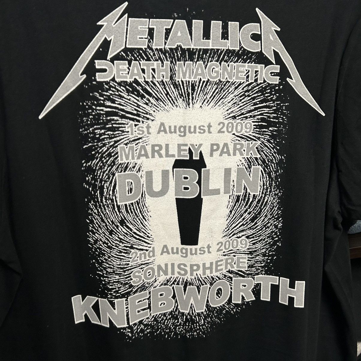 Band Tees Vintage Metallica Death Magnetic 2009 big logo rock band tee Size US L / EU 52-54 / 3 - 6 Thumbnail