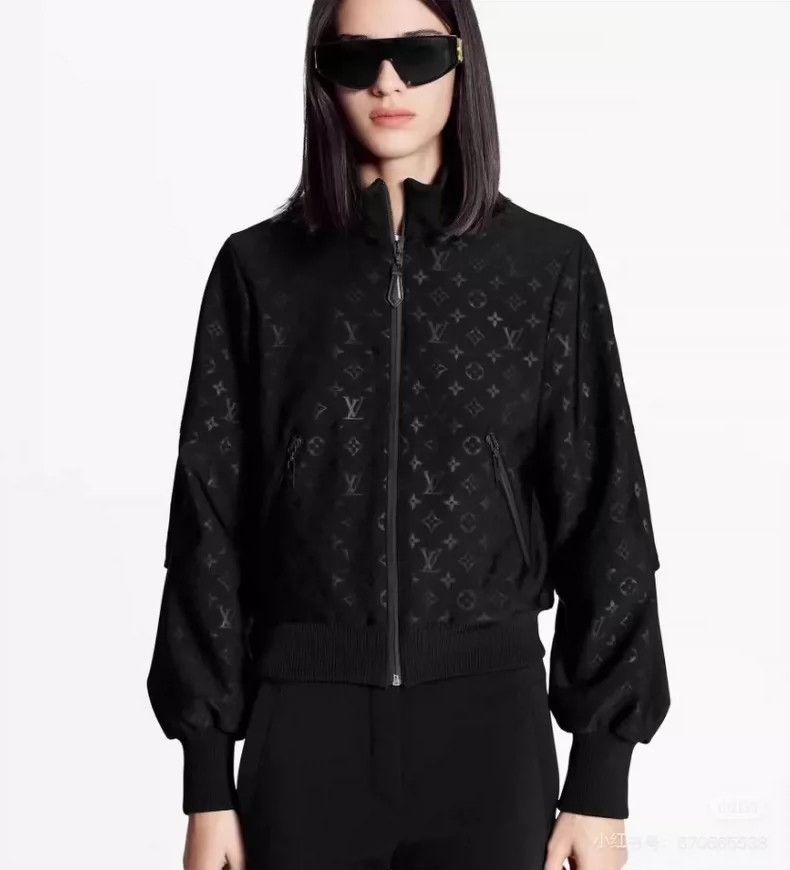 Louis Vuitton LOUIS VUITTON Black long-sleeve zip-up blazer with full-pri Size XS / US 0-2 / IT 36-38 - 9 Thumbnail