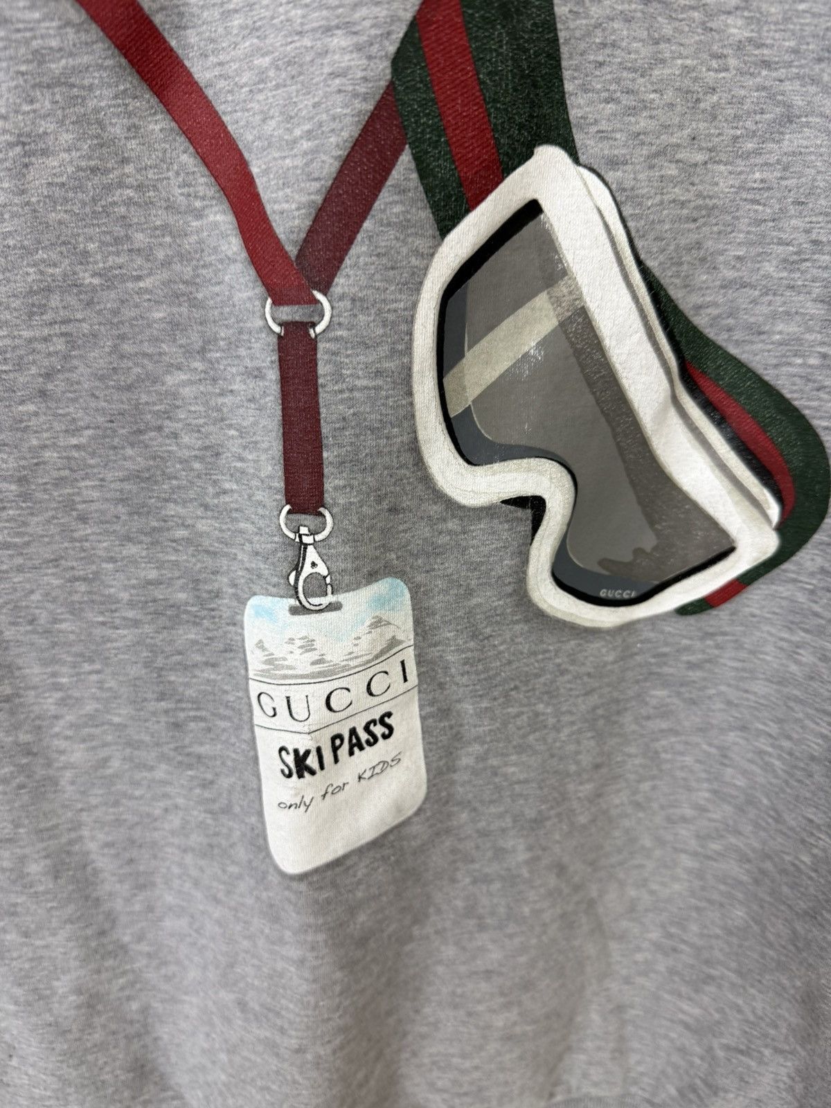 Gucci Gucci Kids Ski Pass Hoodie Size US XXS / EU 40 - 2 Thumbnail