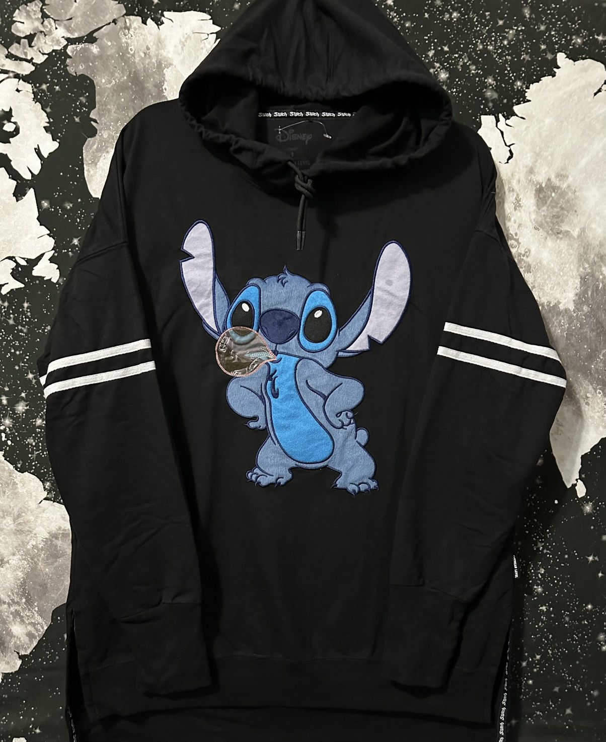 Disney Disney Stitch Bubblegum Attitude Hoodie Size L / US 10 / IT 46 - 1 Thumbnail
