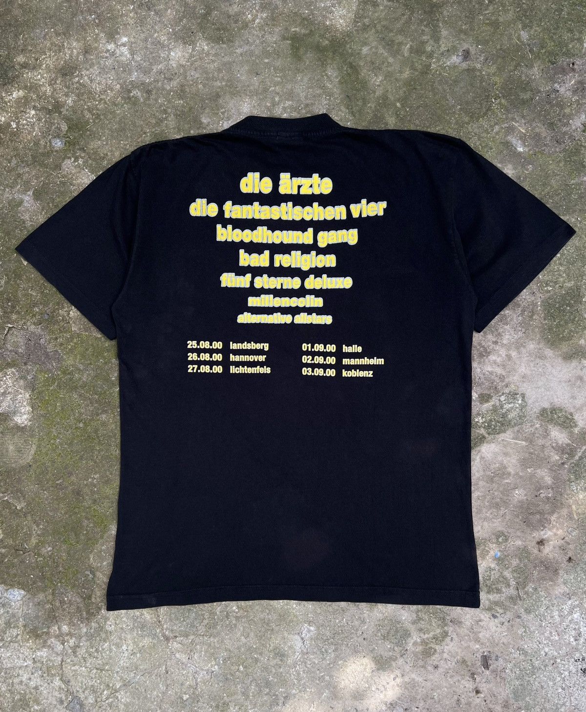 Band Tees 🤘2000 Vintage MTV Hard Pop Bad Religion Bloodhound T-Shirt Size US XL / EU 56 / 4 - 8 Thumbnail