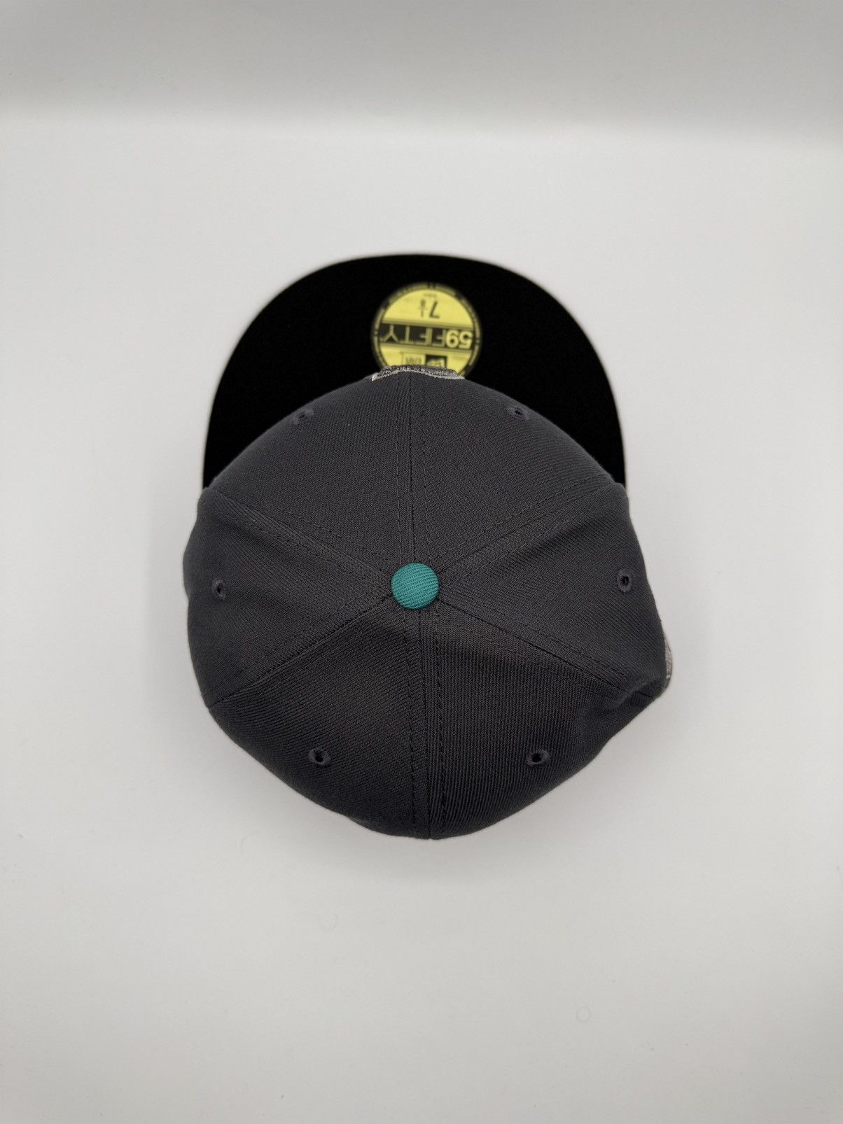 New Era Seattle Mariners New Era 59FIFTY Fitted – Size 7 1/8 Size ONE SIZE - 7 Thumbnail