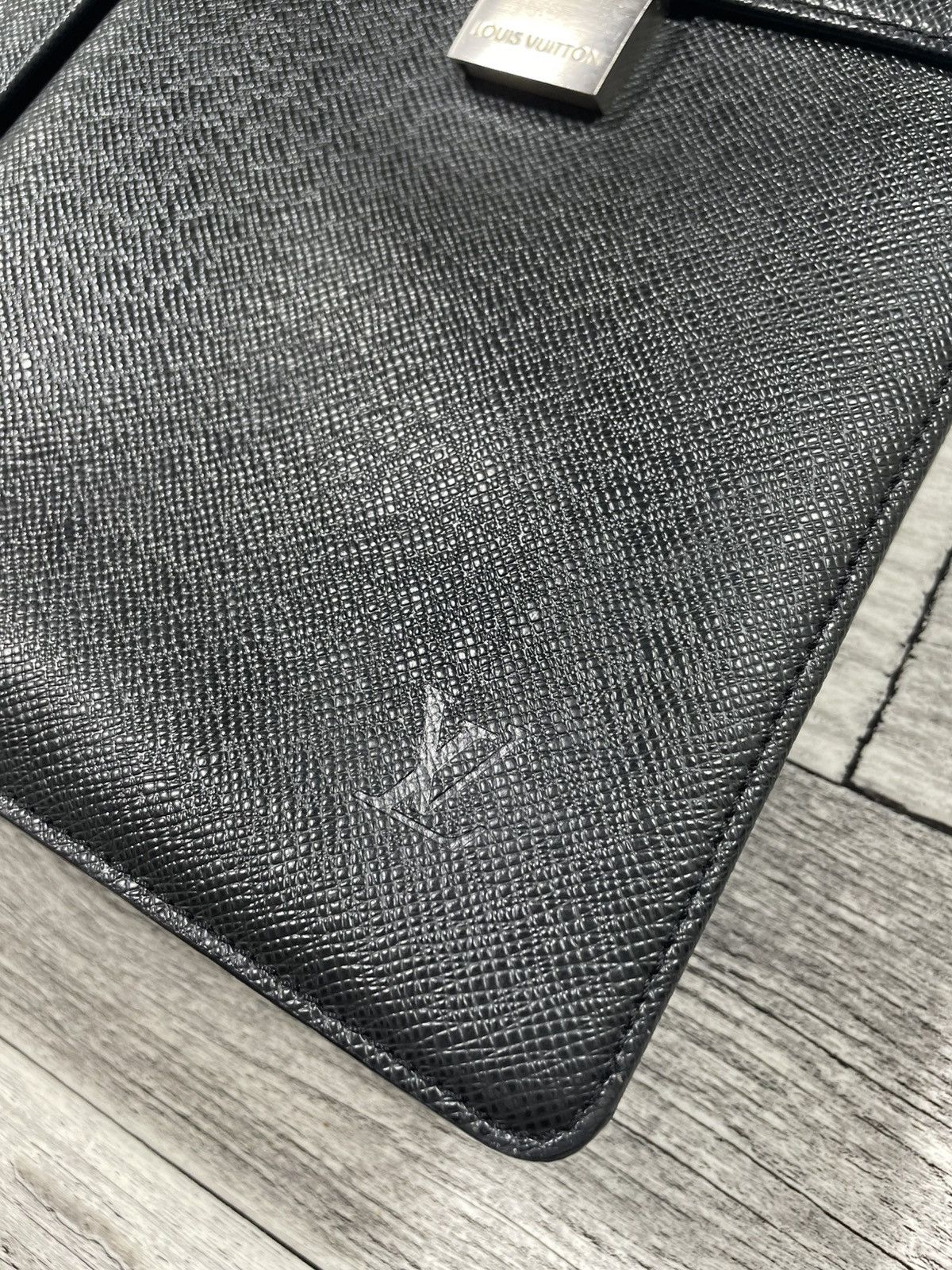 Louis Vuitton Vintage Louis Vuitton LV Black Taiga Leather Tobar Briefcase Size ONE SIZE - 19 Thumbnail