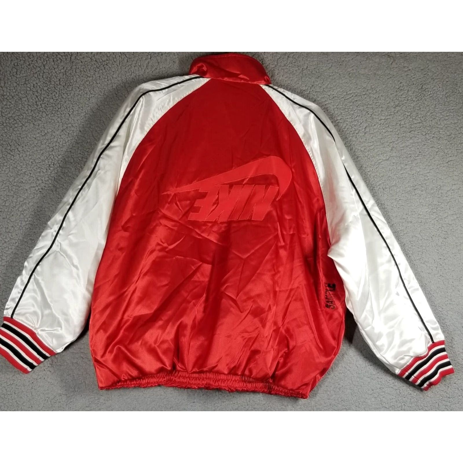 Nike Nike Sample Jacket Unisex Adults 22X27 Red Inverted Swoosh 80s 90s Retro Air Jordan Coat Jacket Words: Sample/Limited Edition Size US XXL / EU 58 / 5 - 2 Thumbnail